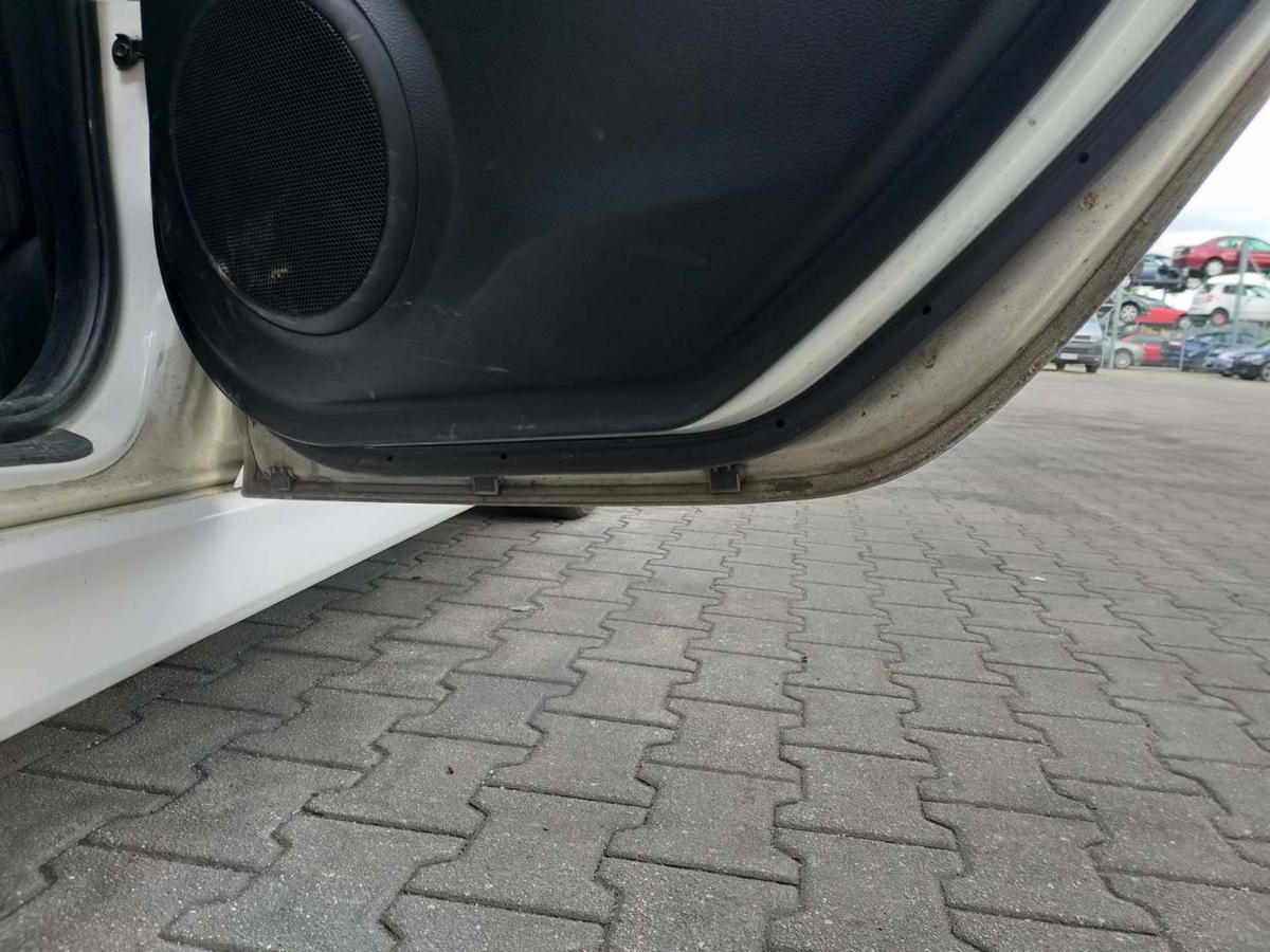 Mazda 6 GH original Tür hinten rechts Weiß Kombi Rohbau Bj.2009